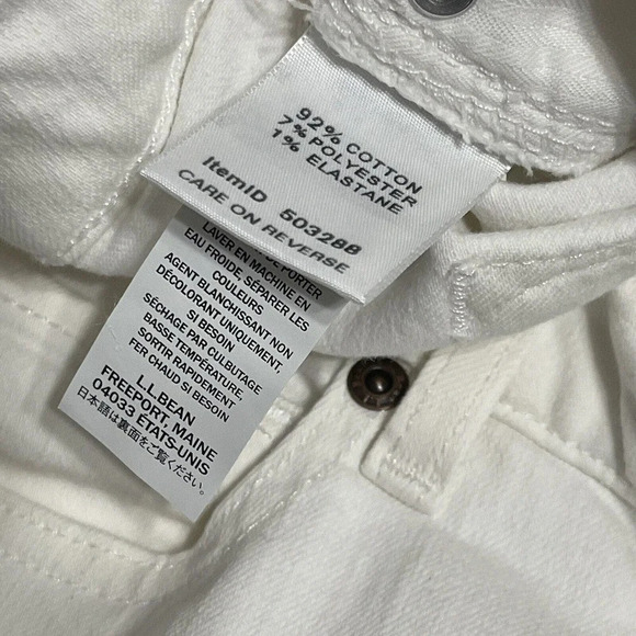 L.L. Bean Classic Fit High Rise Jeans Size 18W - Picture 6 of 8